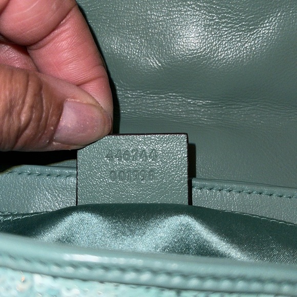 Preloved Gucci marmot green sequins excellent condition comes with dust bag - Picture 12 of 12